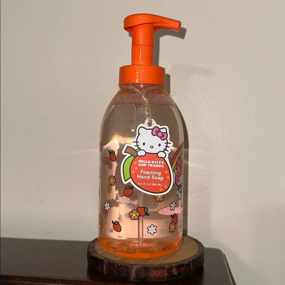 Hello Kitty Mango Grove Foaming Hand Soap